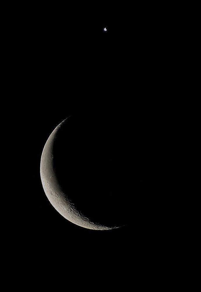 leider nicht von mir selbst aufgenommen habe dieses schöne Motiv am Mittwochmorgen um ca. 6:20 Uhr vom Fahrrad aus gesehen und mich geärgert das ich zur Arbeit mußte :-(((