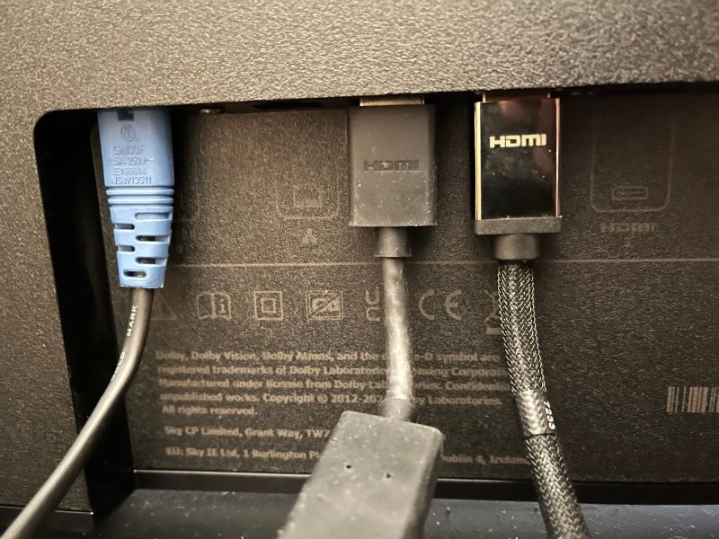 Connected to HDMI PORT (eARC).