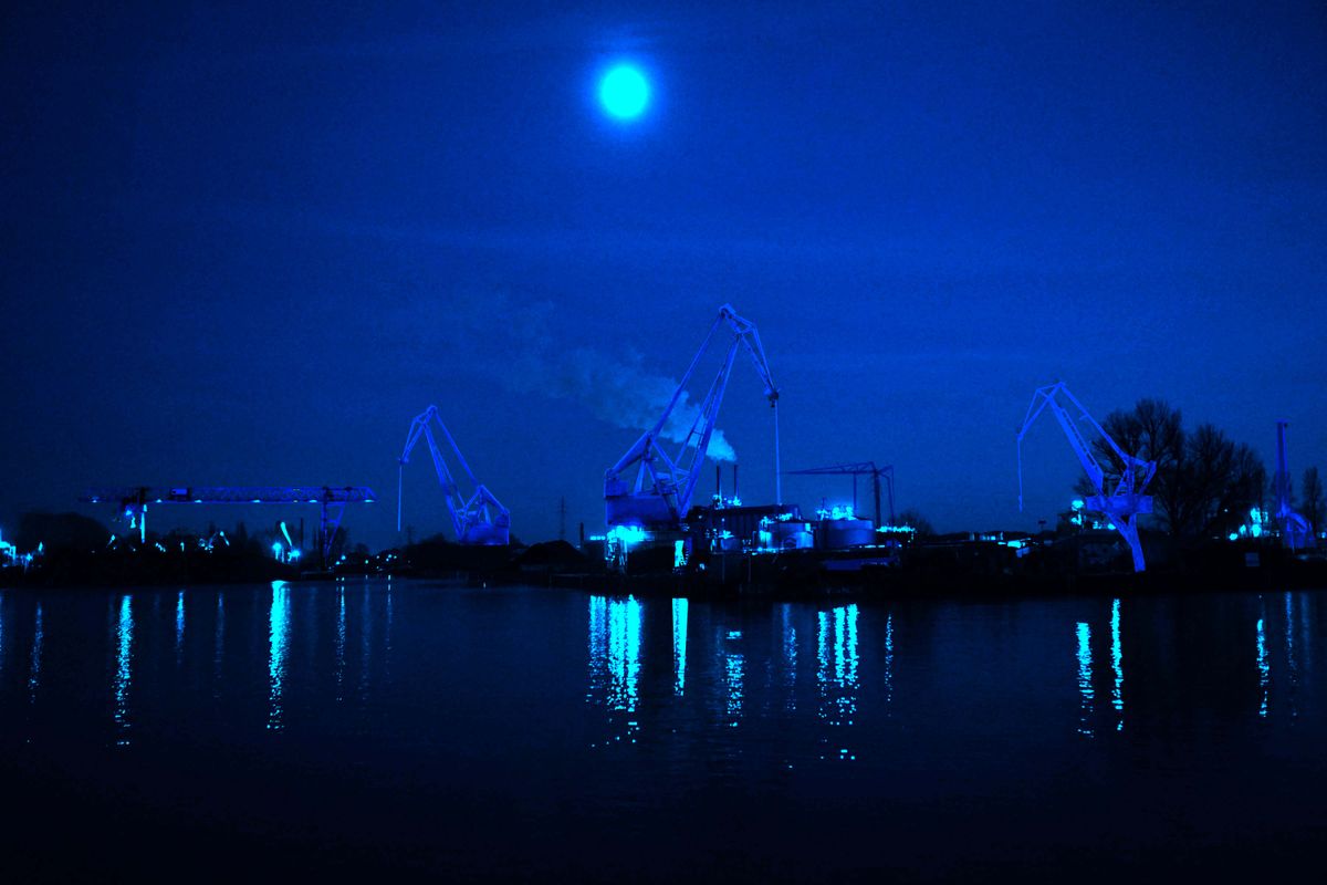 Dortmund Ems Kanal bei Nacht