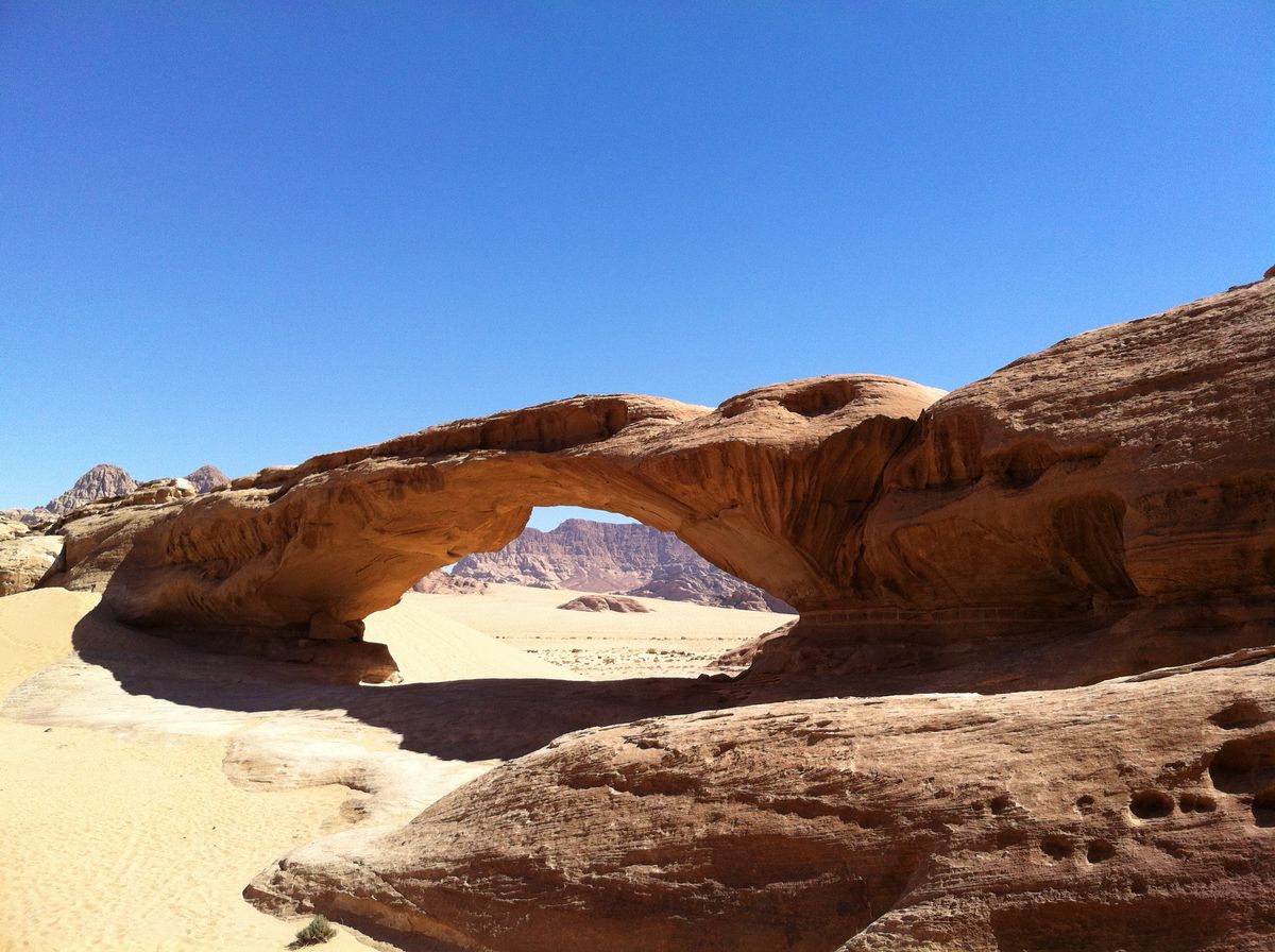 Hole in the rock, Jordan